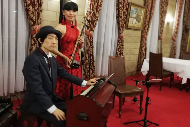 Vertex1 二胡の鳴尾牧子と作曲家古後公隆